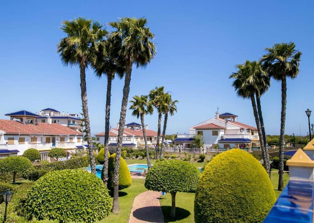 Bungalow Con Terraza La Mata ลามาตา ภายนอก รูปภาพ