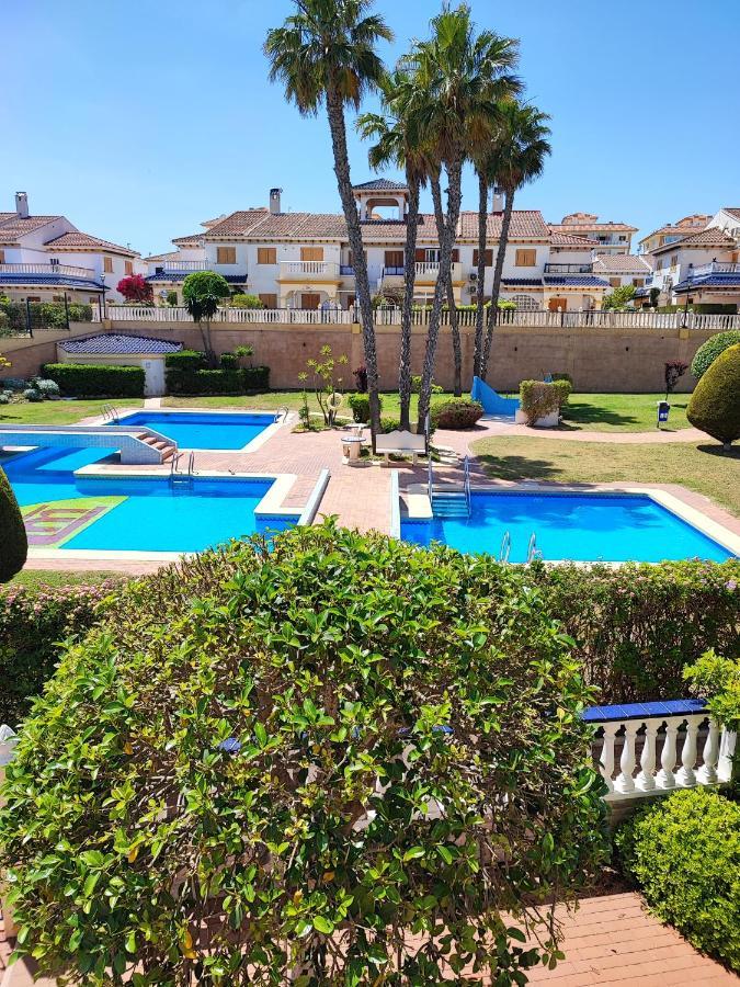 Bungalow Con Terraza La Mata ลามาตา ภายนอก รูปภาพ
