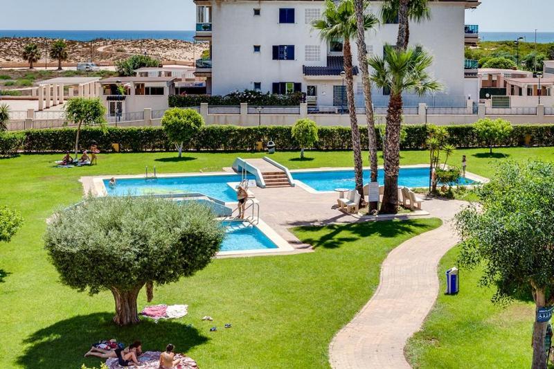 Bungalow Con Terraza La Mata ลามาตา ภายนอก รูปภาพ